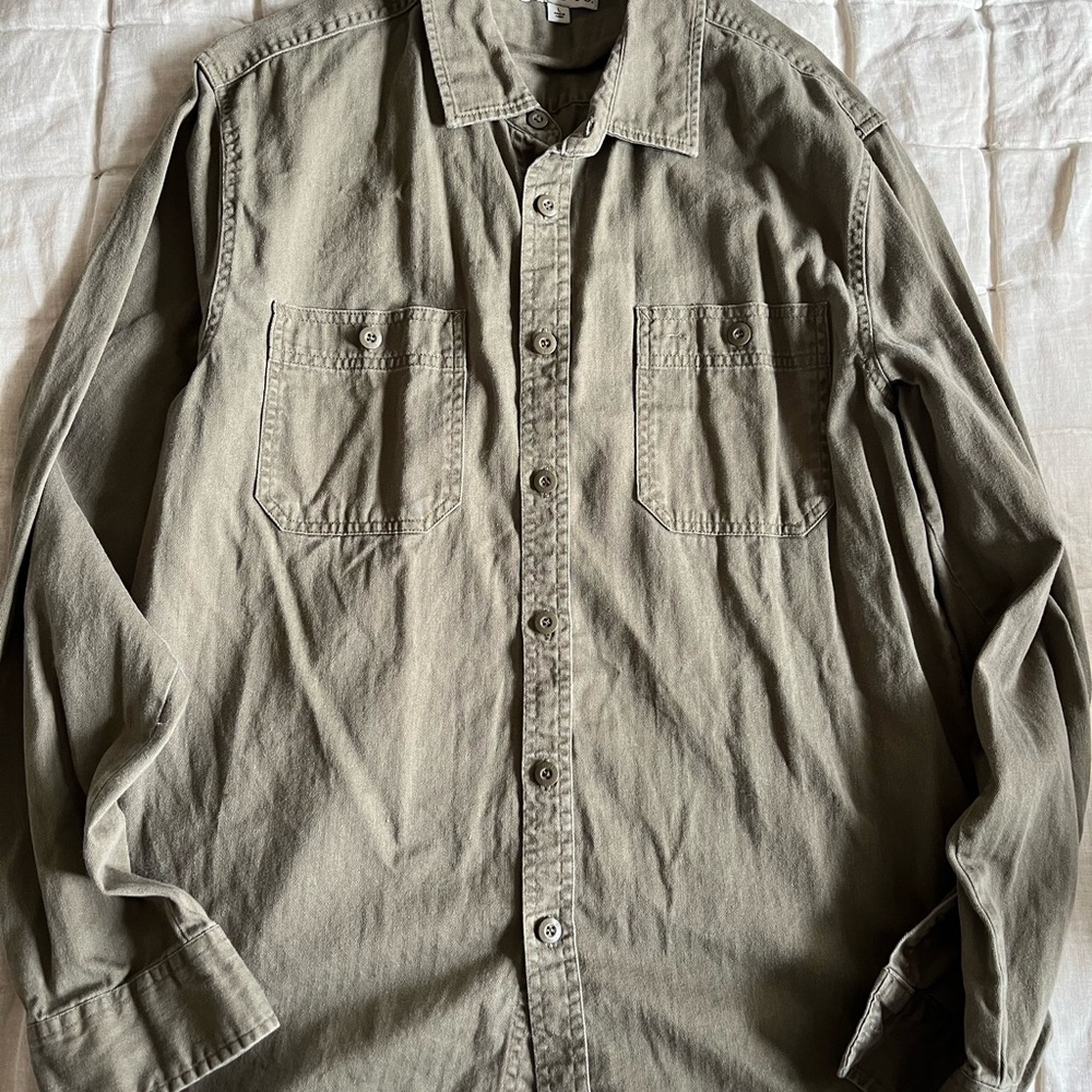 FRYE AND CO. Green Button Down Shirt